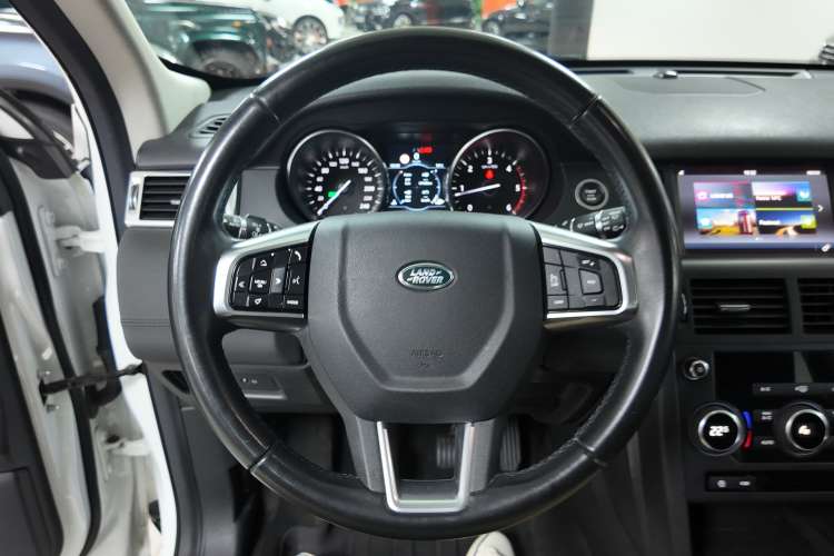 Land-Rover Discovery