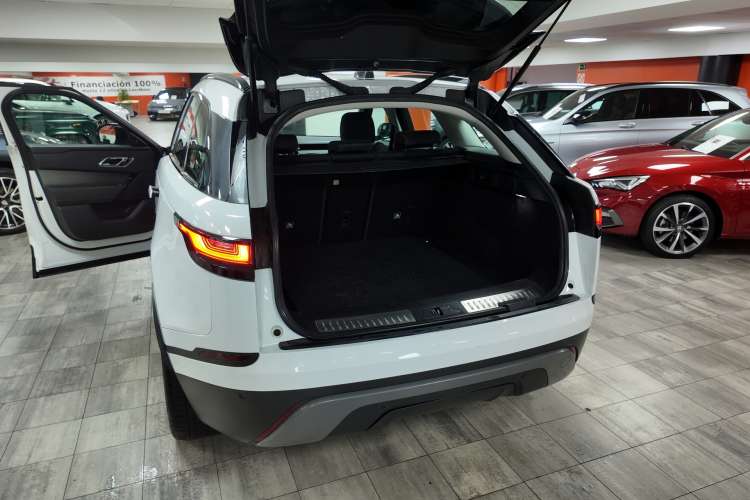 Land-Rover Range Rover Velar