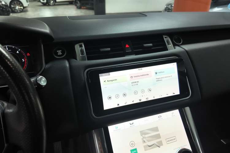 Land-Rover Range Rover Sport