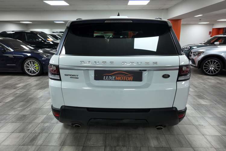 Land-Rover Range Rover Sport