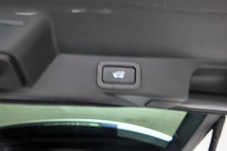 Land-Rover Range Rover Sport