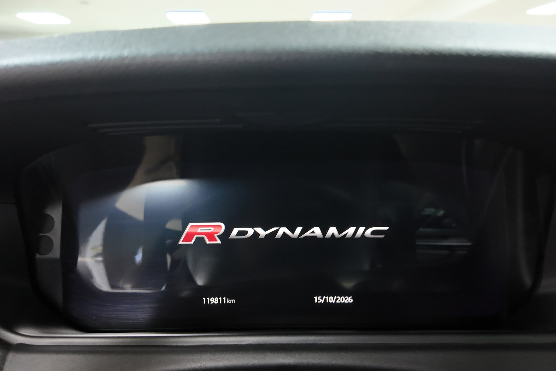 Land-Rover Range Rover Velar